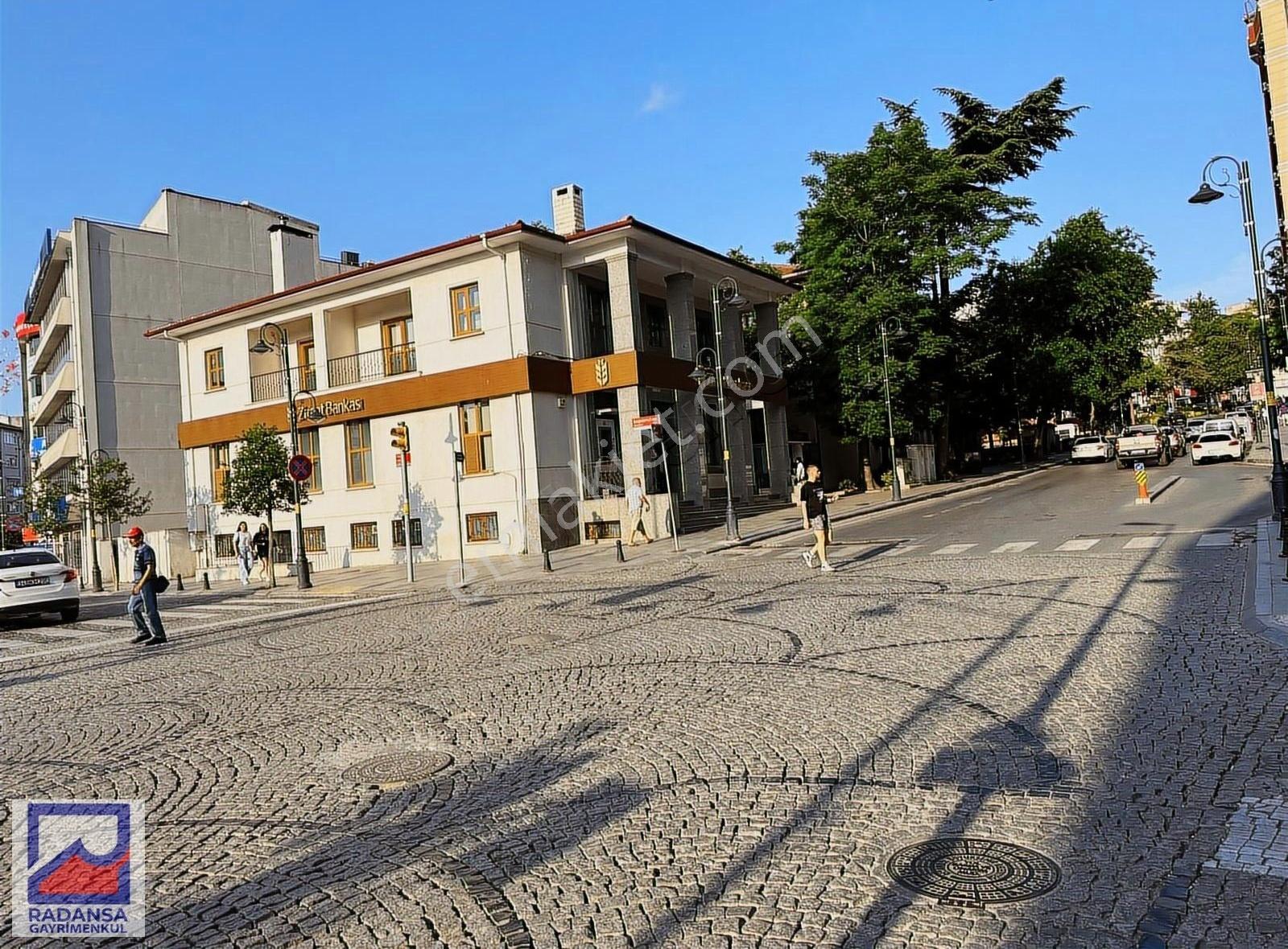 Silivri Merkez Satılık Bodrum+2 Katlı Düz Giriş Dükkan - Görsel 16