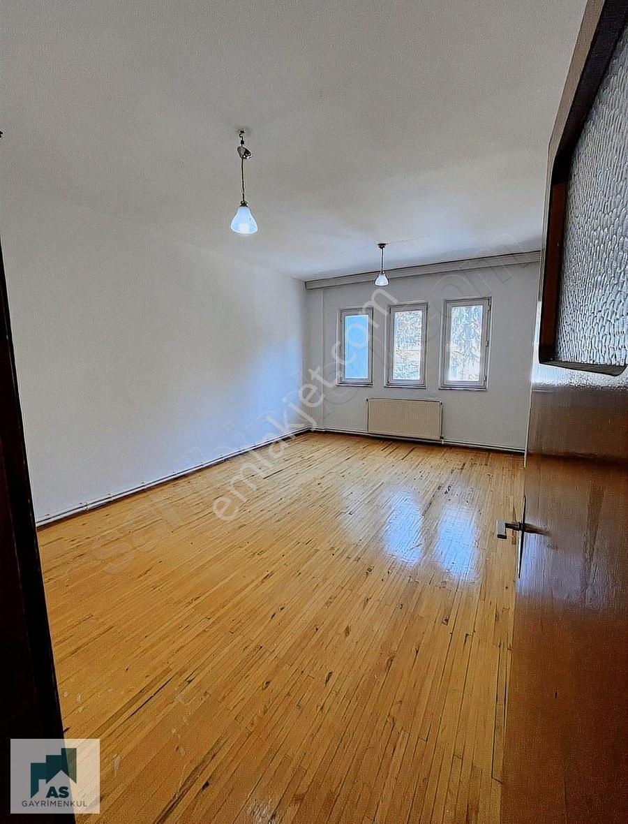 Halıkent Mahallesinde 3+1 Kiralık Arakat Daire - Görsel 3