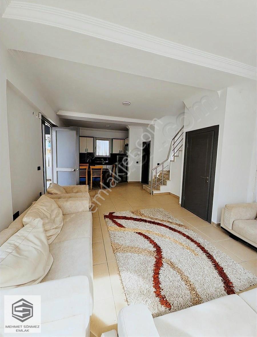Belek'te Havuzu Site'de 4+1 Tripleks Köşe Villa - Görsel 28