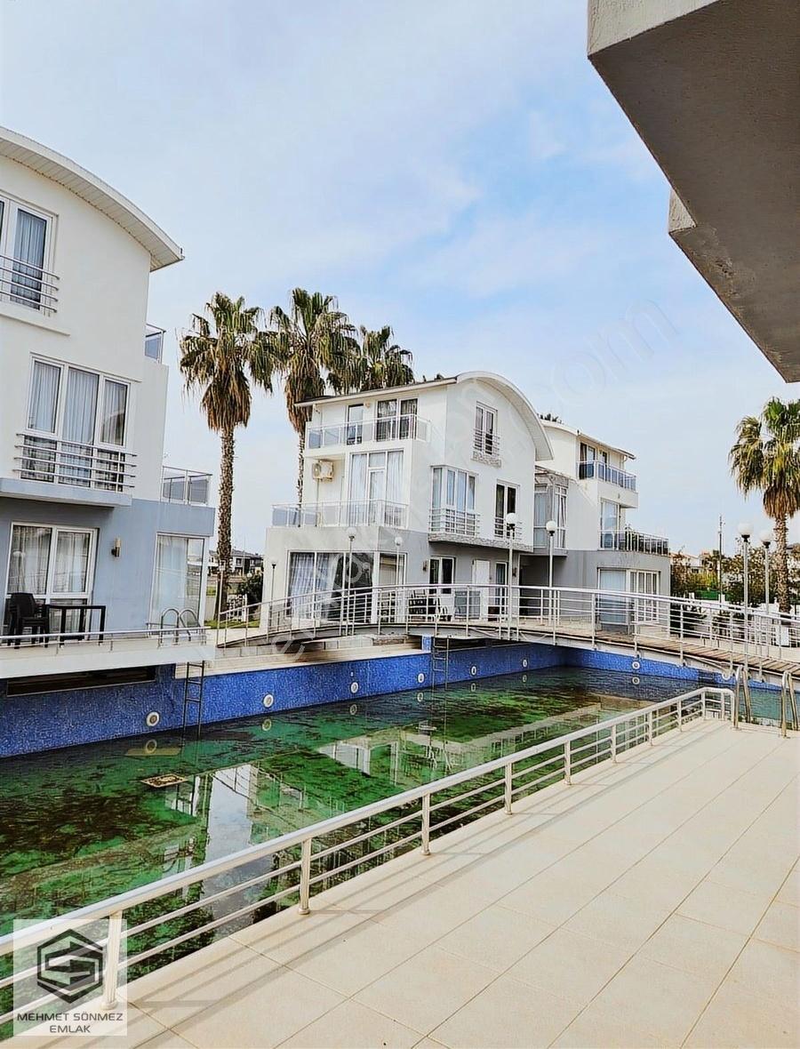Belek'te Havuzu Site'de 4+1 Tripleks Köşe Villa - Görsel 9