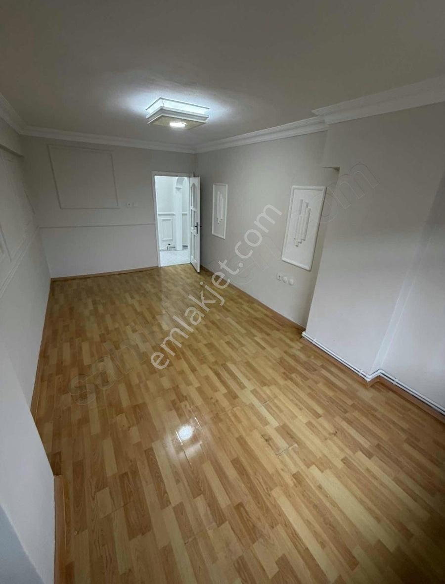 Karataş İnşaat'tan 2+1 Kiralık Daire Kullanışlı Merkezi Konum. - Görsel 3
