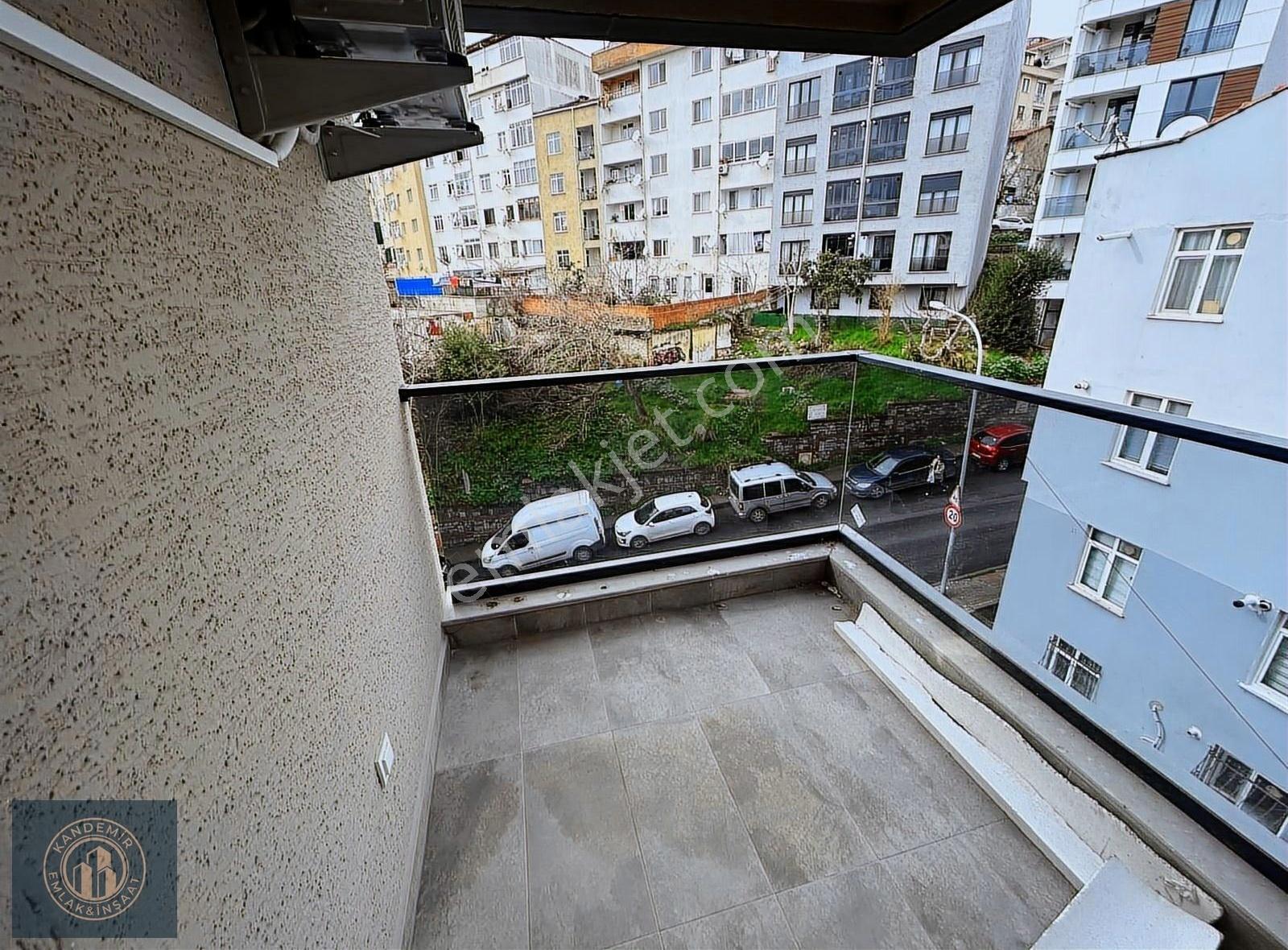 Üsküdar Merkez Nevçarşı Yanında 2+1 Otoparklı Daire - Görsel 8