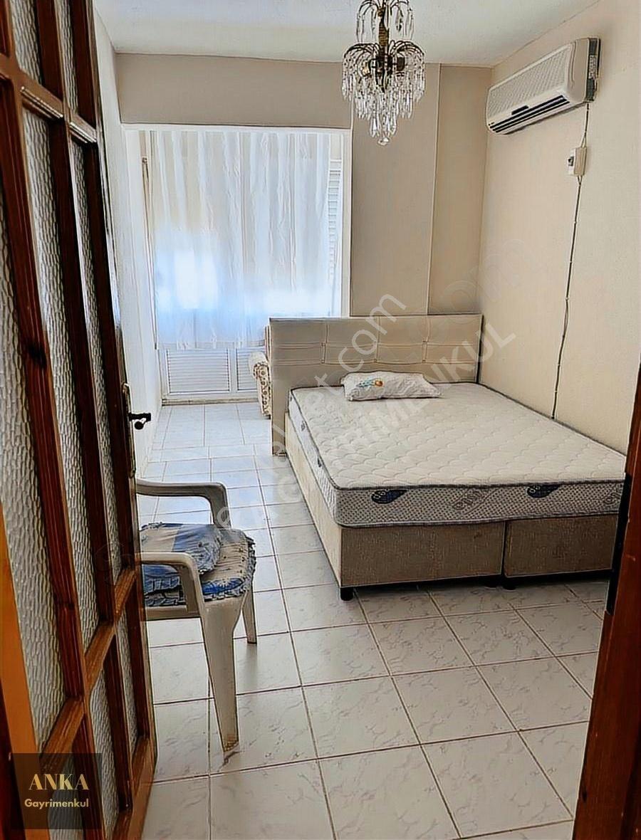 Dikilide Denize 150 M Bahçeli Full Eşyalı Tripleks Villa - Görsel 9