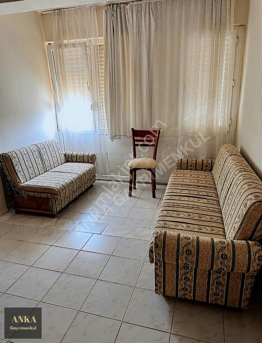 Dikilide Denize 150 M Bahçeli Full Eşyalı Tripleks Villa - Görsel 6