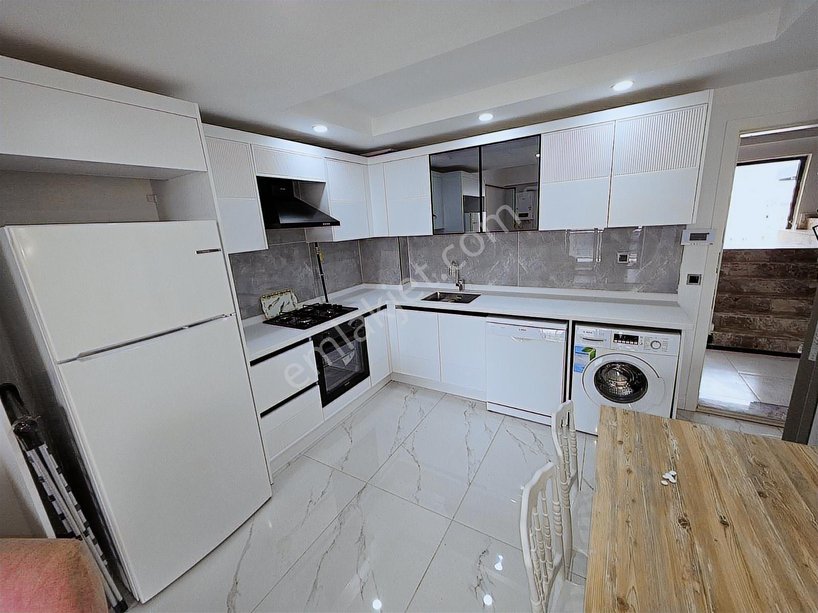 Eşyalı Geniş 1+1 / Her Katta Dairemiz Var - Görsel 13