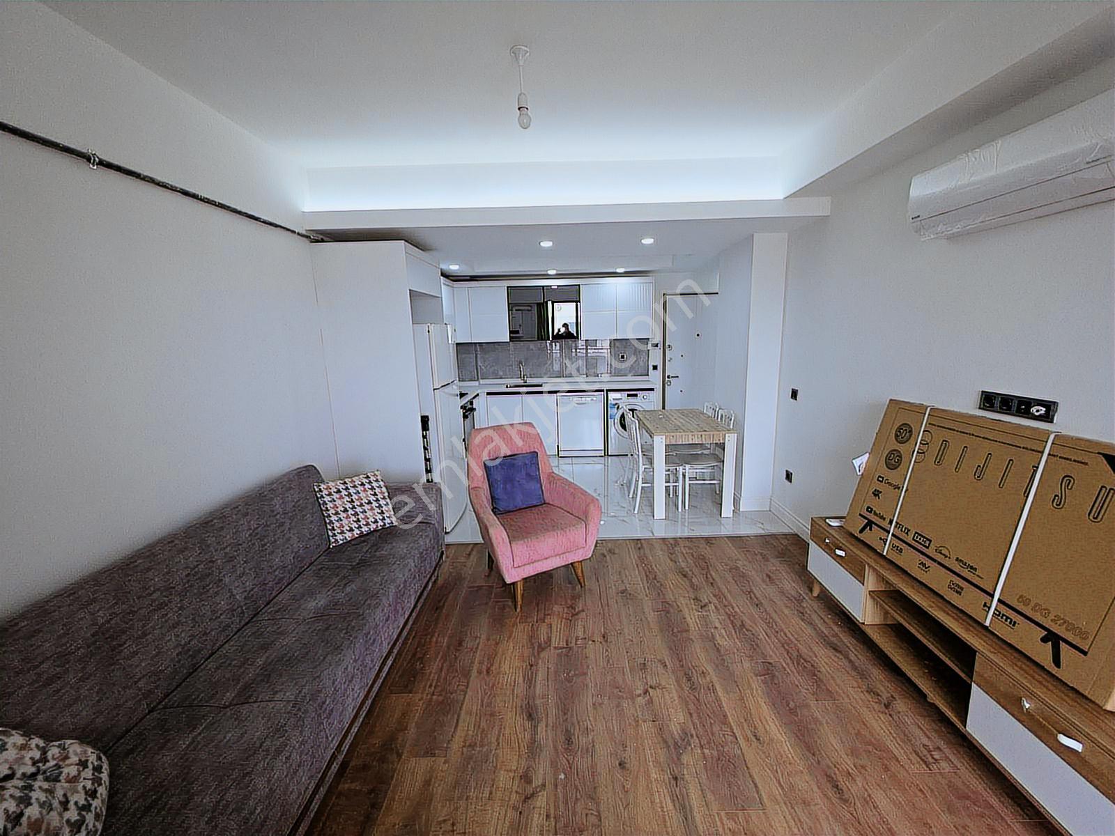 Eşyalı Geniş 1+1 / Her Katta Dairemiz Var - Görsel 7