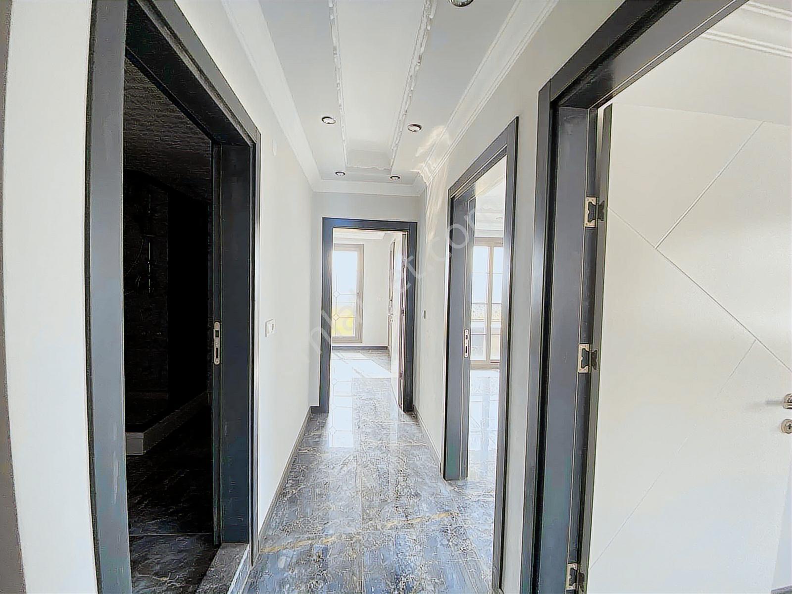 Akalından 4+1 220m2 Villa - Görsel 15