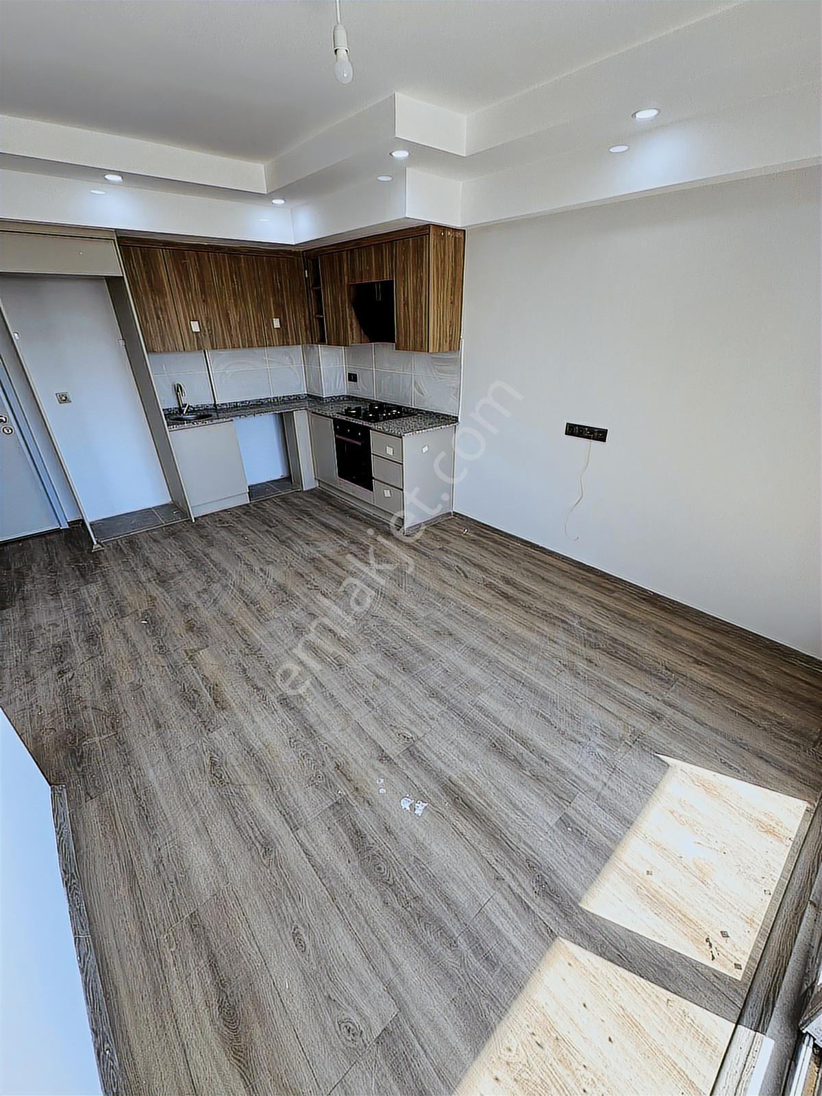 Gökhan Gökdemir'den Site İçinde Deniz Manzaralı Kiralık Daire - Görsel 18