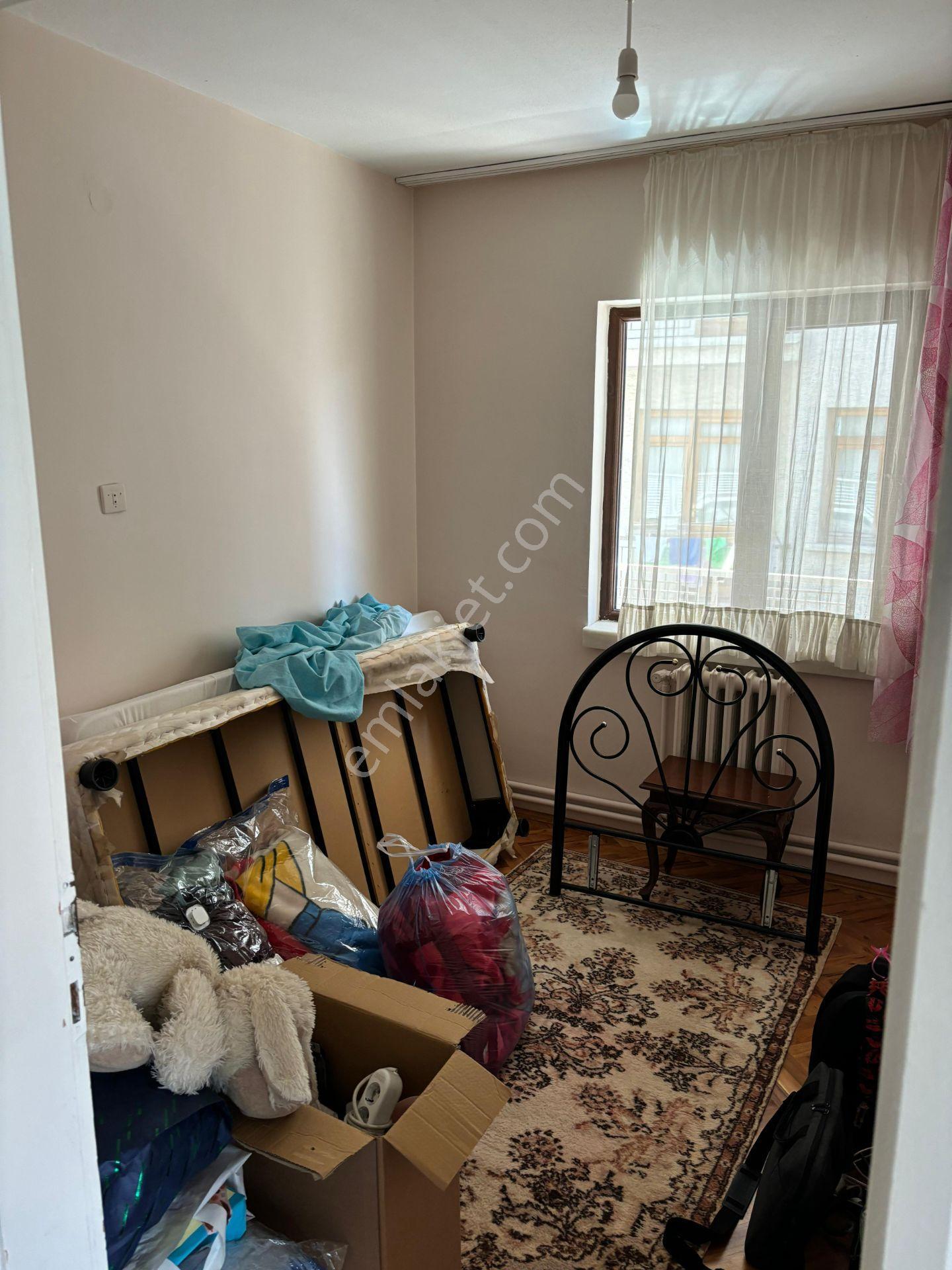 Aydınlıkevler'de Satılık 3+1 Aydınlık Ve Ferah Daire - Görsel 12