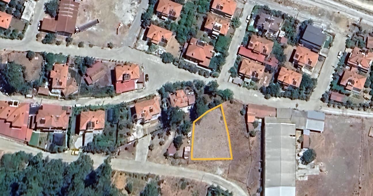 Gökçe'de Villa İmarlı Satılık Arsa - 672m²