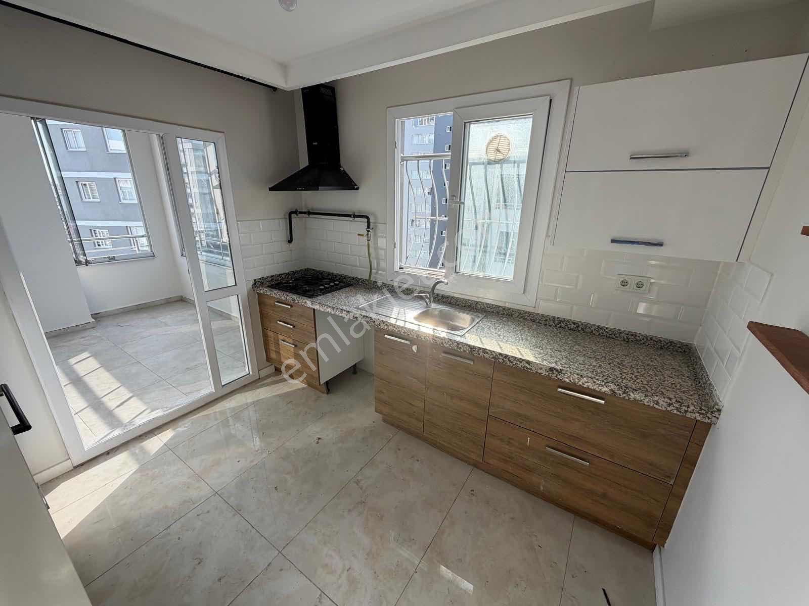 Acilll Mavi Bulvara 1. Parsel Site İçi Extralı Satılık 3+1 Daire