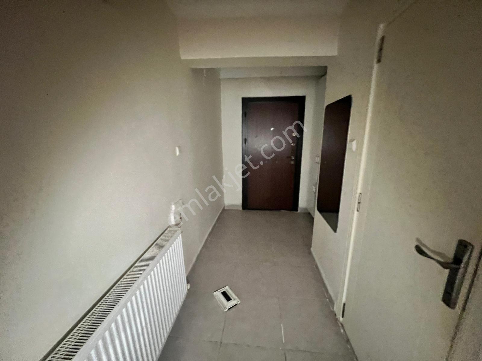 Seba'dan Kemalpaşa Mh4+1 160m2 Kiralık 3.katlı Müstakilbahçeli Ev - Görsel 11