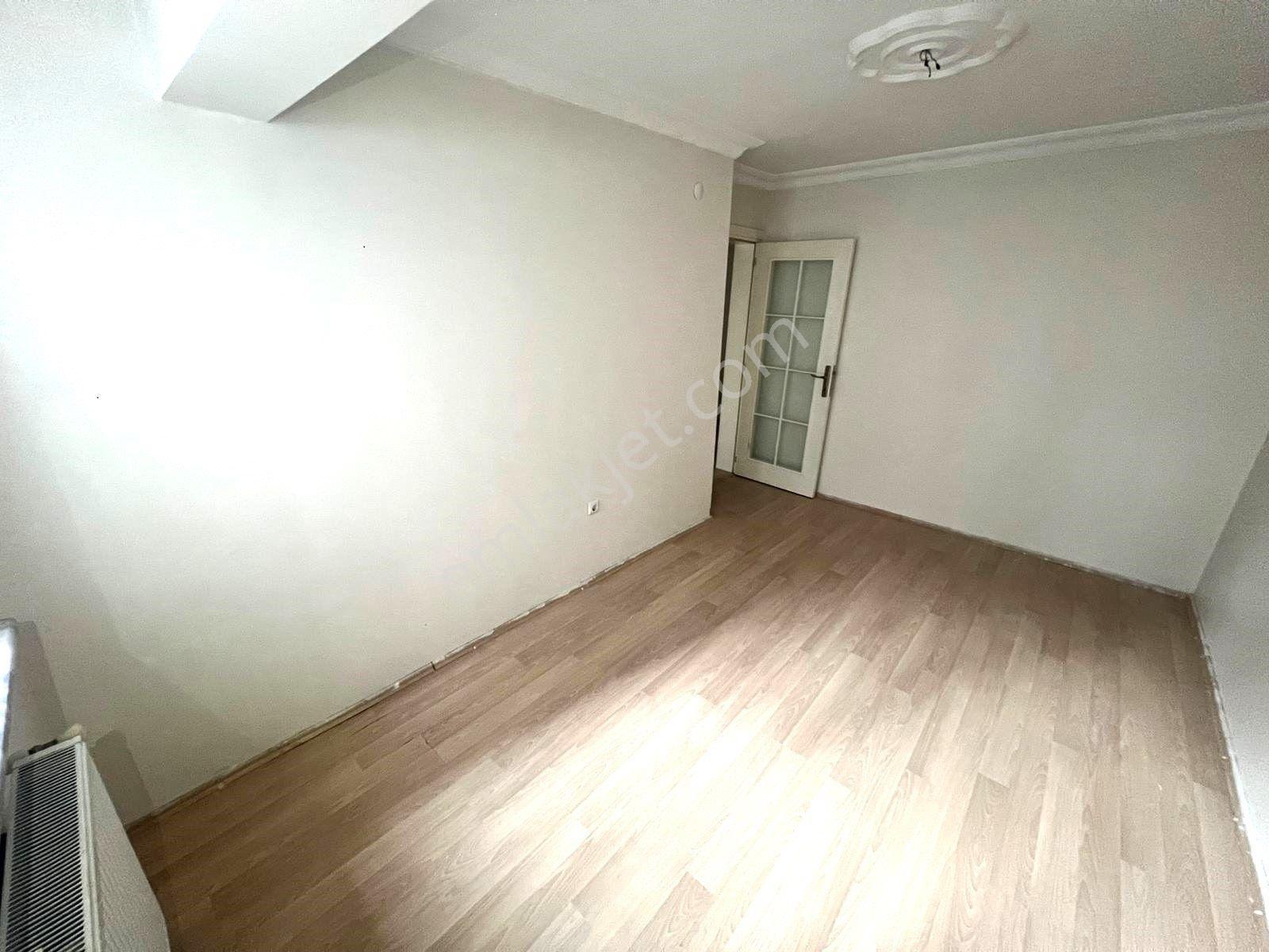 Seba'dan Kemalpaşa Mh4+1 160m2 Kiralık 3.katlı Müstakilbahçeli Ev - Görsel 26