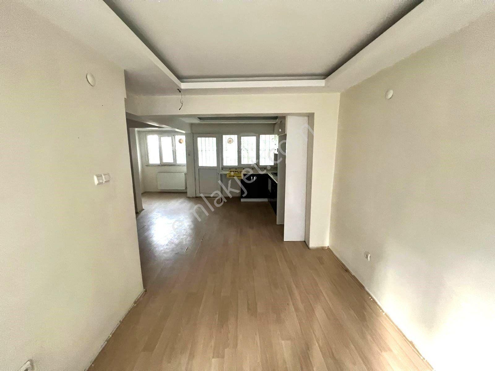 Seba'dan Kemalpaşa Mh4+1 160m2 Kiralık 3.katlı Müstakilbahçeli Ev - Görsel 18