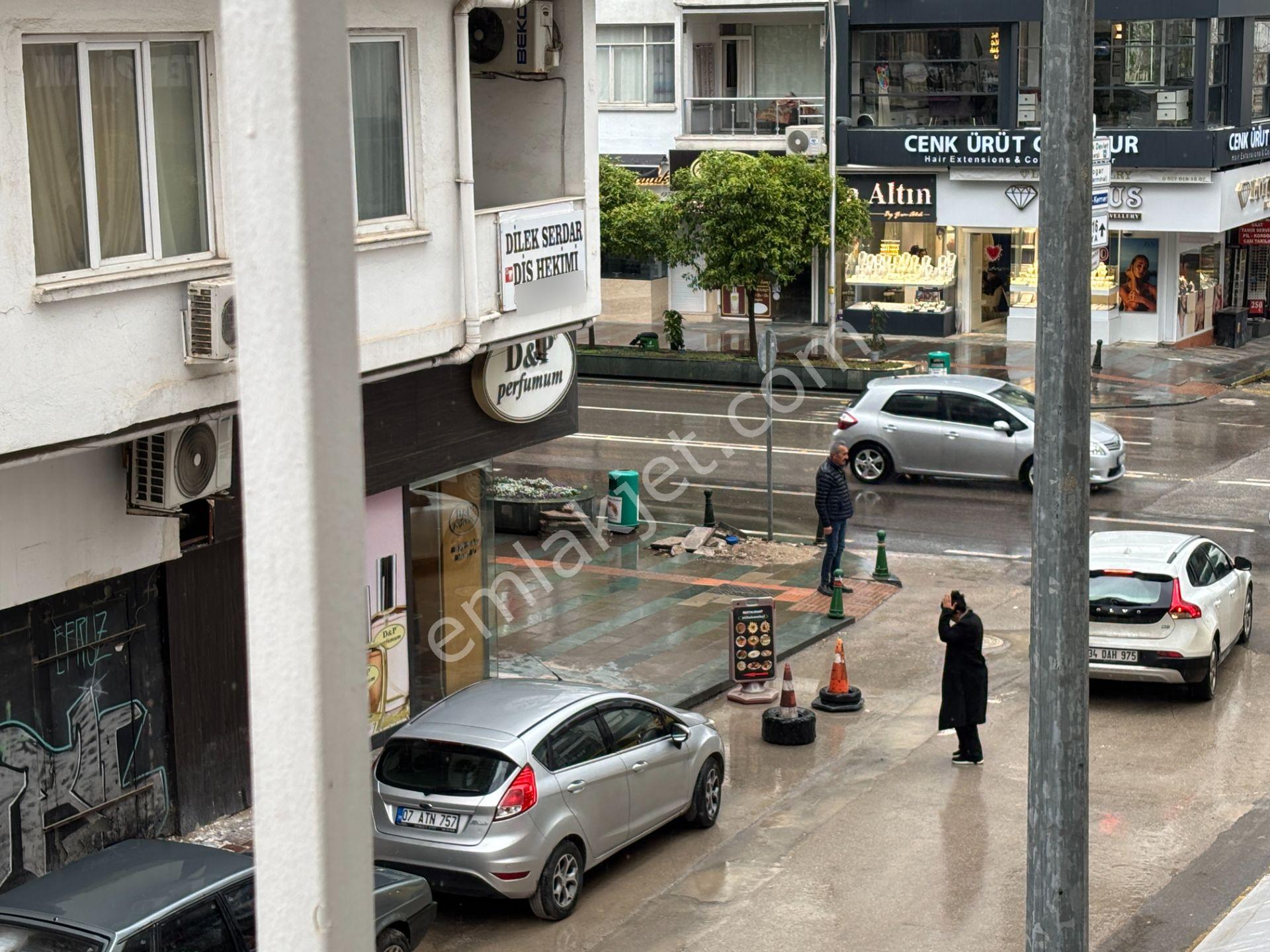 Şehrin Merkezinde Güllük Ptt Yakını Yatırımlık Daire - Görsel 17