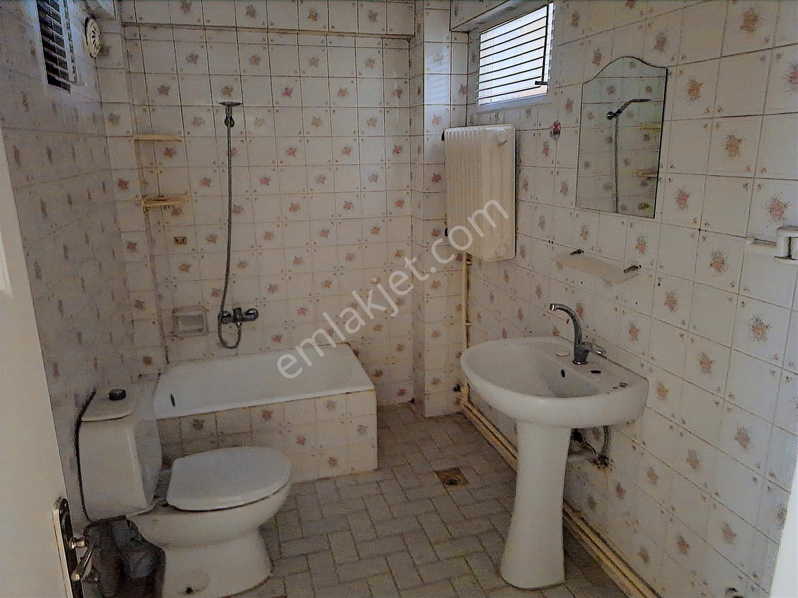 Esen'den Altıparmakta Arakat Kiralık Daire - Görsel 2