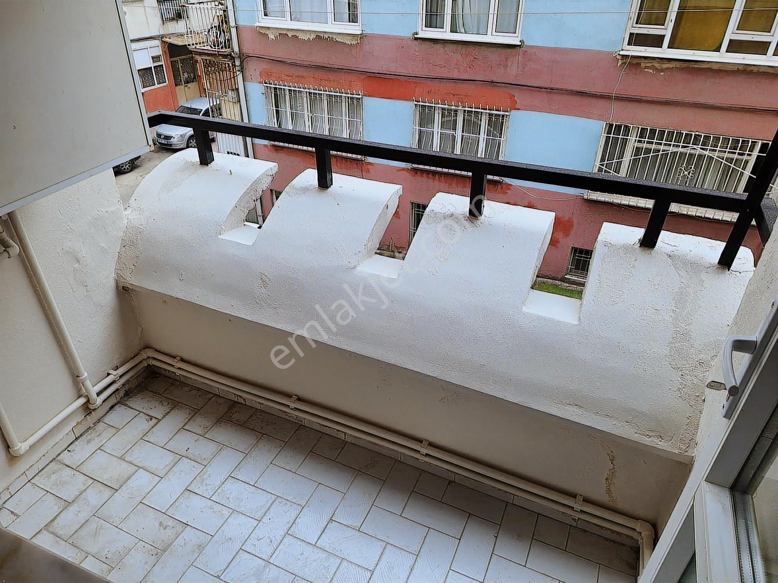 Esen'den Altıparmakta Arakat Kiralık Daire - Görsel 24