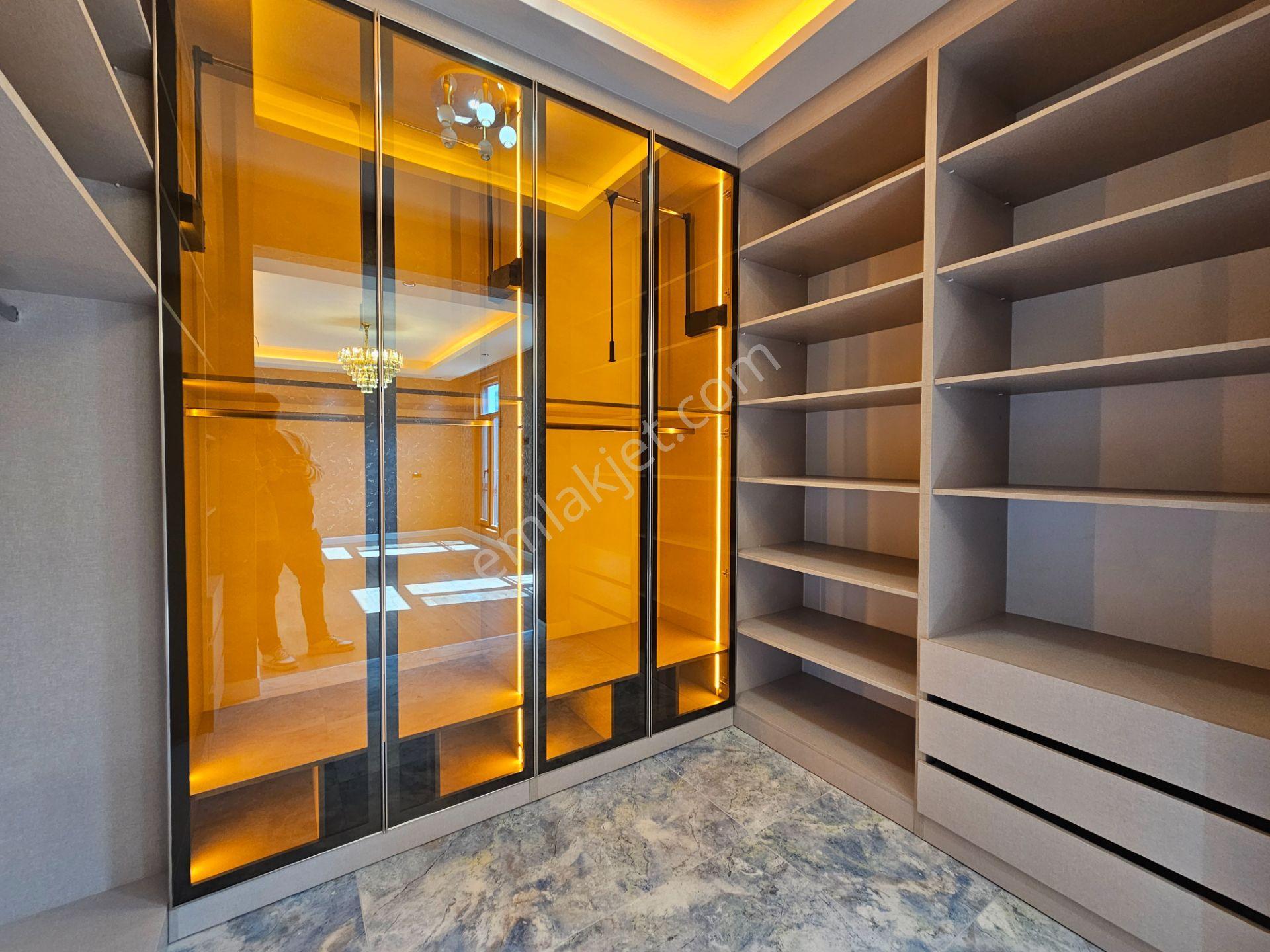 İşyapar'dan Baba&oğul Oturacak Şekilde Müstakil Lüks Villa - Görsel 35