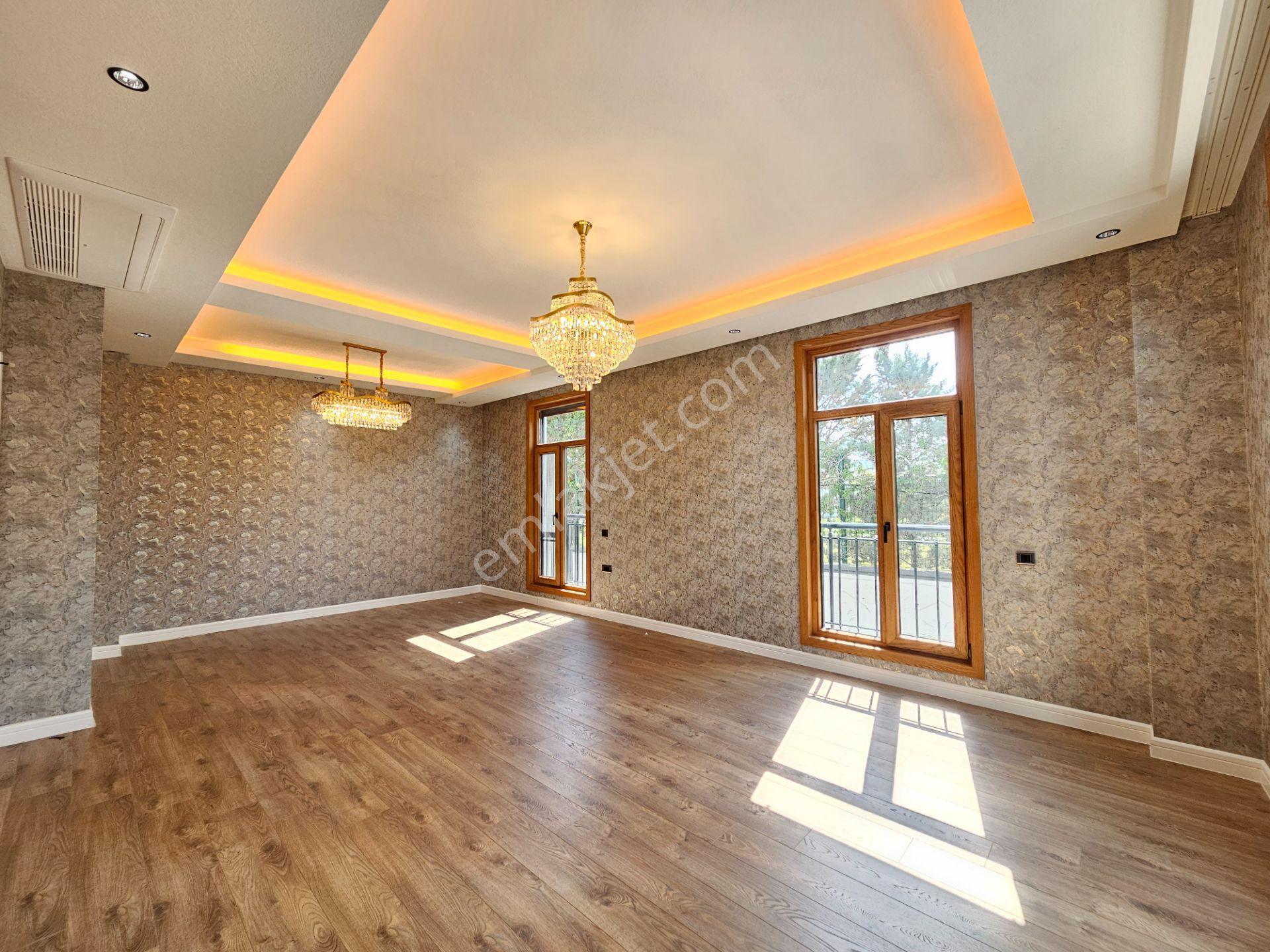 İşyapar'dan Baba&oğul Oturacak Şekilde Müstakil Lüks Villa - Görsel 20