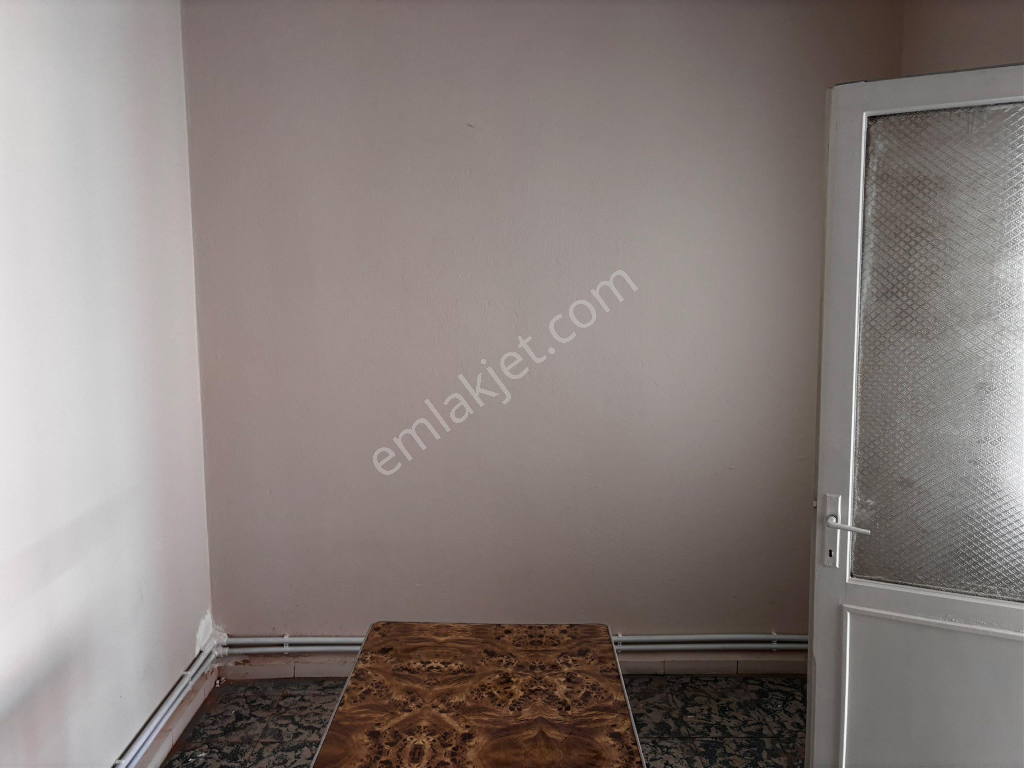 Yeni Mahallede Kiralık 3+1 Doğalgazlı Daire - Görsel 8