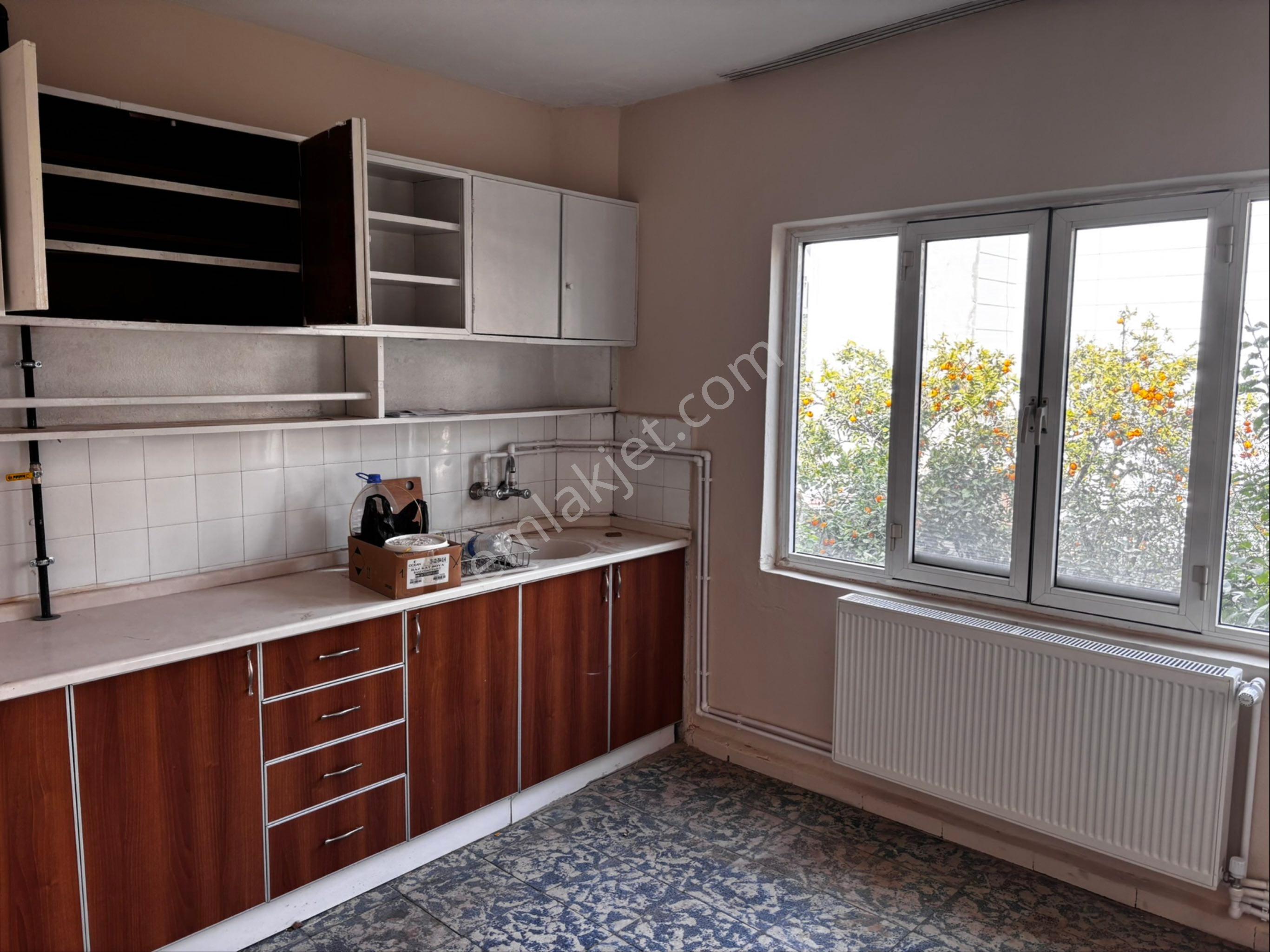 Yeni Mahallede Kiralık 3+1 Doğalgazlı Daire - Görsel 13
