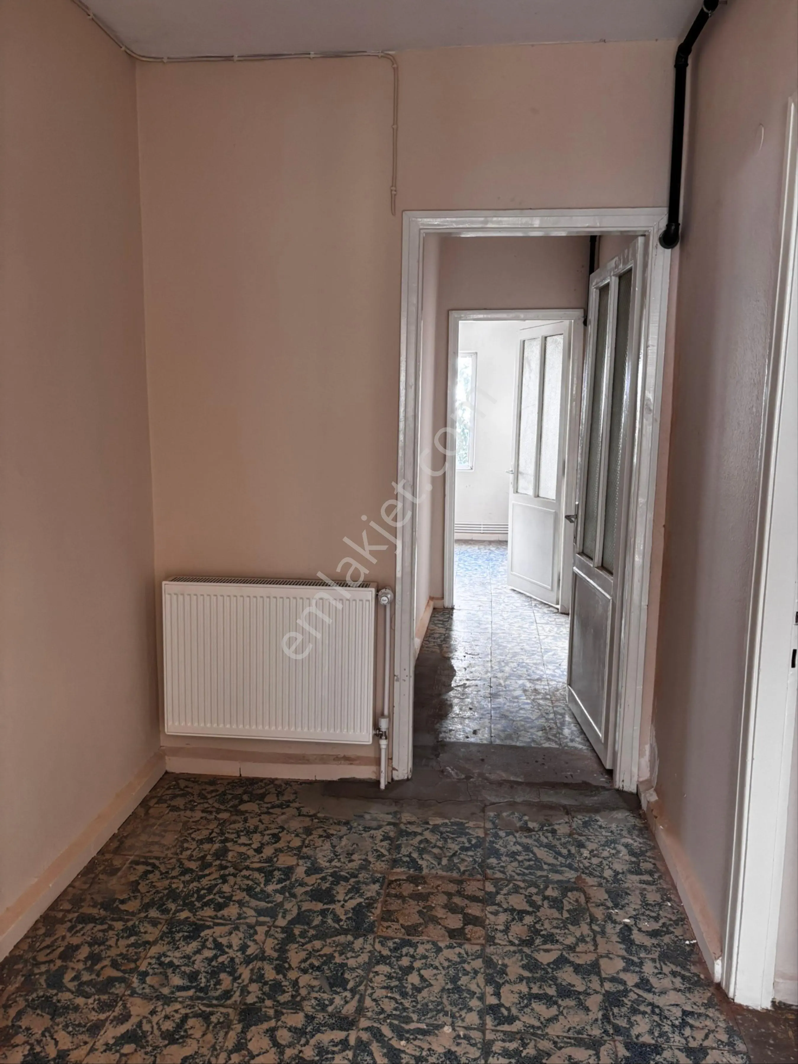 Yeni Mahallede Kiralık 3+1 Doğalgazlı Daire - Görsel 9