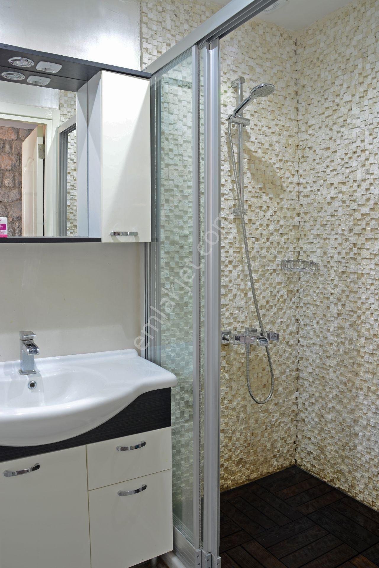 Bodrum Gölköyde Manzaralı Müstakil Yaşam 3+1 Bahçeli Ev - Görsel 26