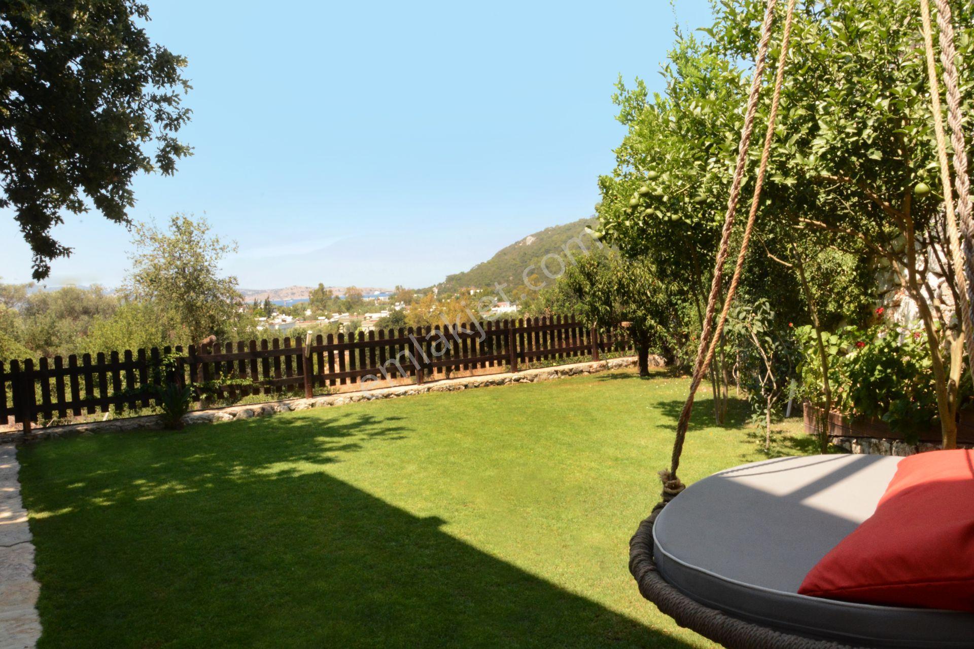 Bodrum Gölköyde Manzaralı Müstakil Yaşam 3+1 Bahçeli Ev - Görsel 5