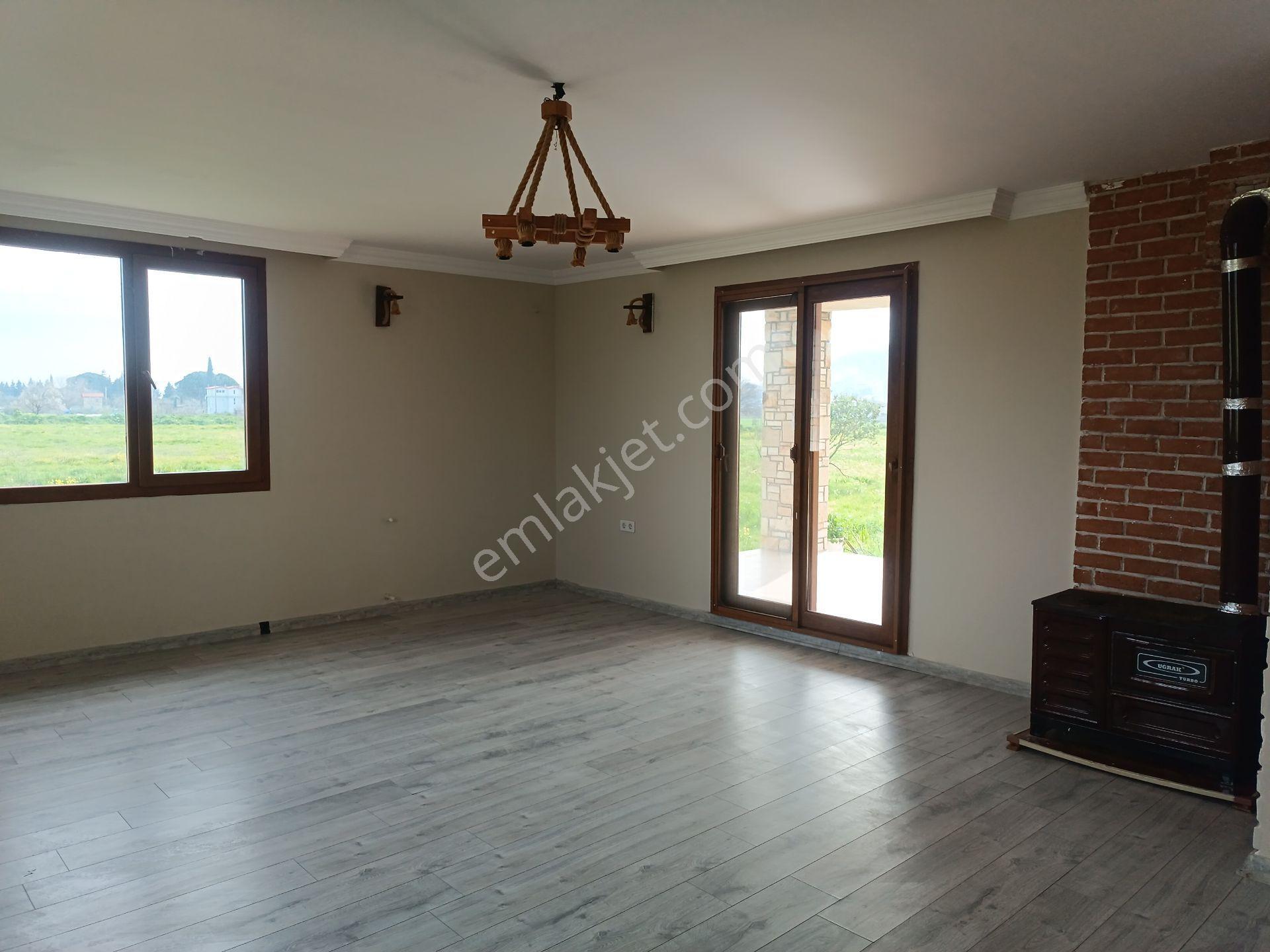 Yeni Bağarası 10872 M² Arsa İçinde Tek Katlı 3+1 Müstakil Villa - Görsel 5