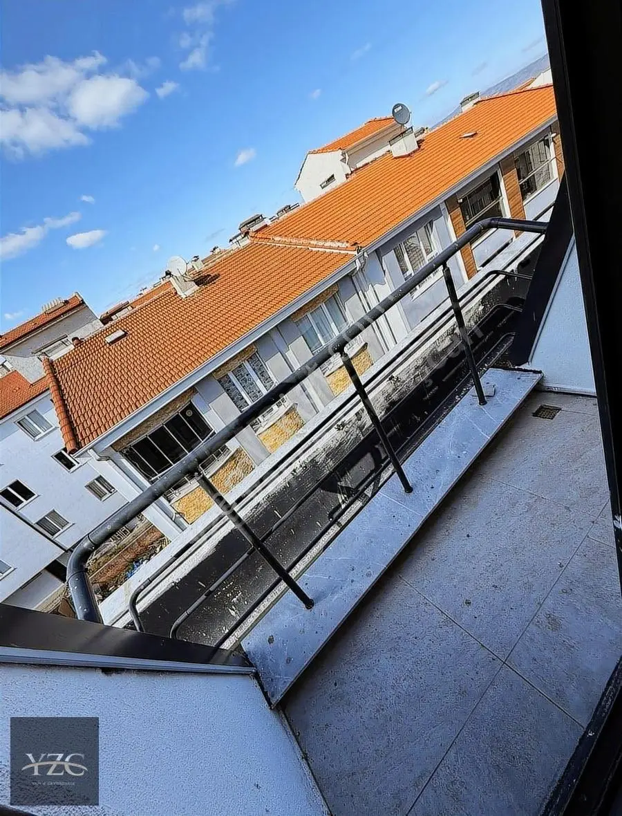 Yzg Den Çamlıca Mh.gündüz Ökçün Yakını 2+1 Satılık Loft Daire !! - Görsel 5