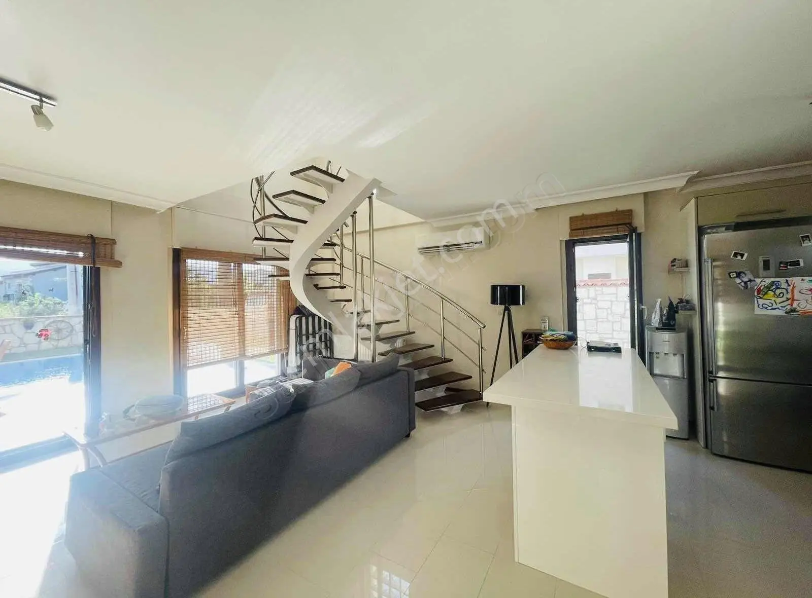 Alaçatı Çarşı Yürüme Mesafi 3+1 Kiralık Tek Müstakil Villa - Görsel 5
