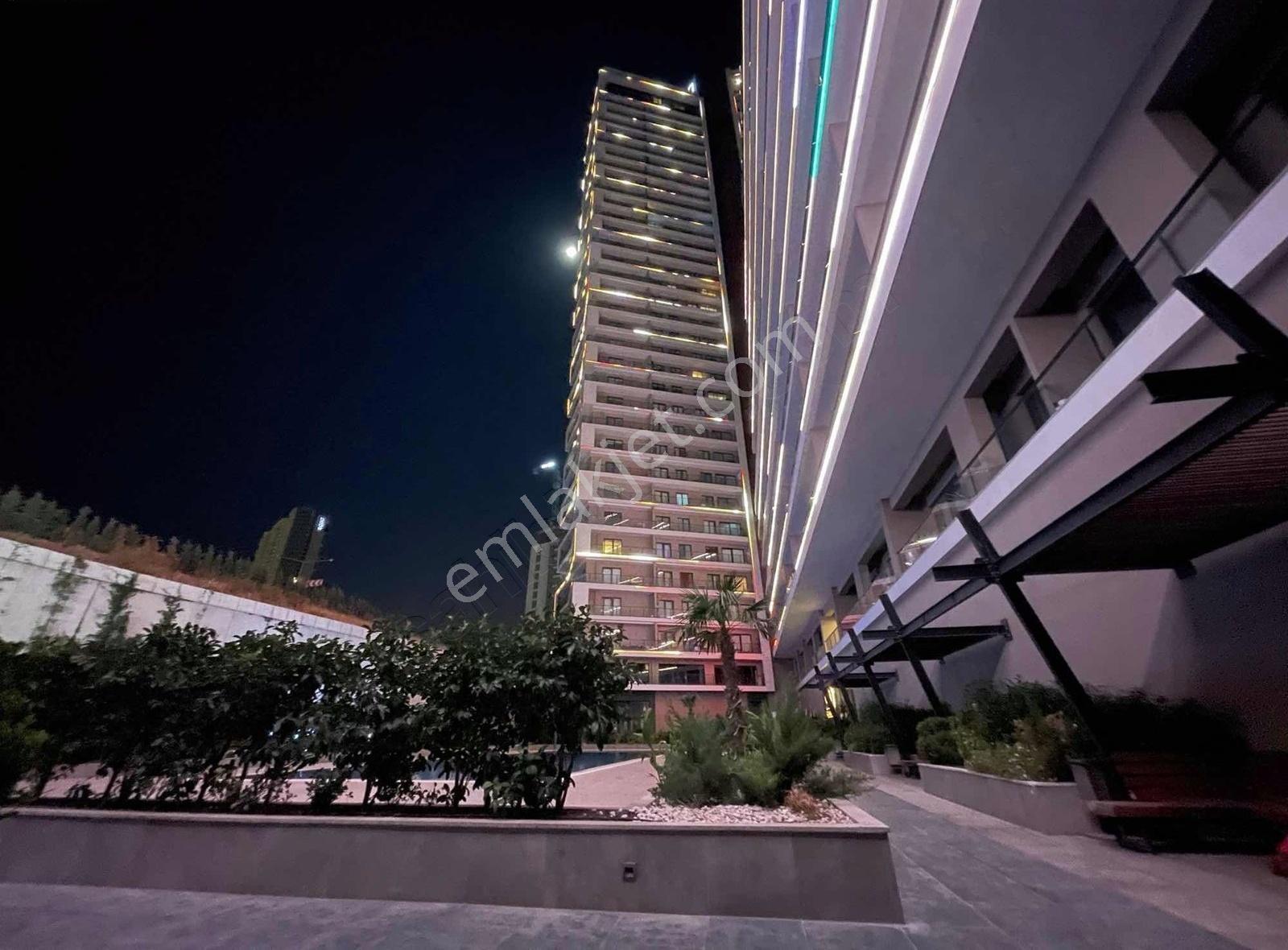 Bornova İkon Tower 1+1 Kiracısız Havuz Cephe Satılık Daire - Görsel 15