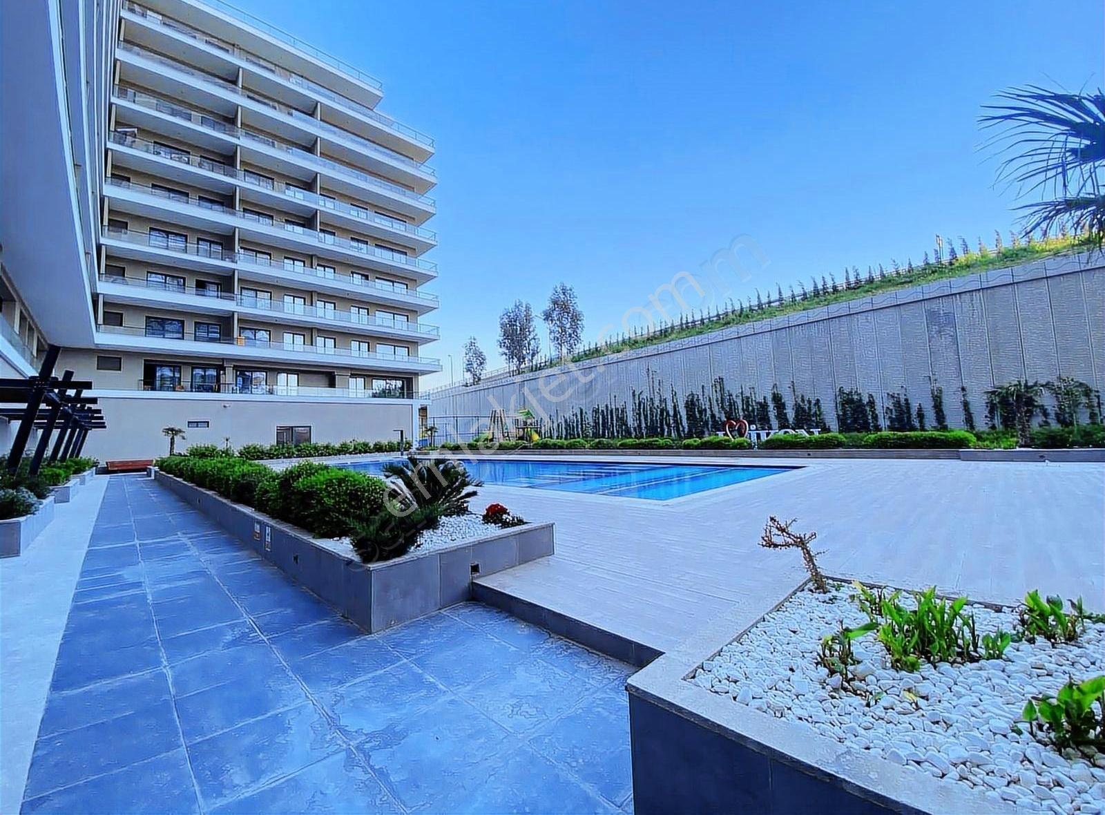 Bornova İkon Tower 1+1 Kiracısız Havuz Cephe Satılık Daire - Görsel 21