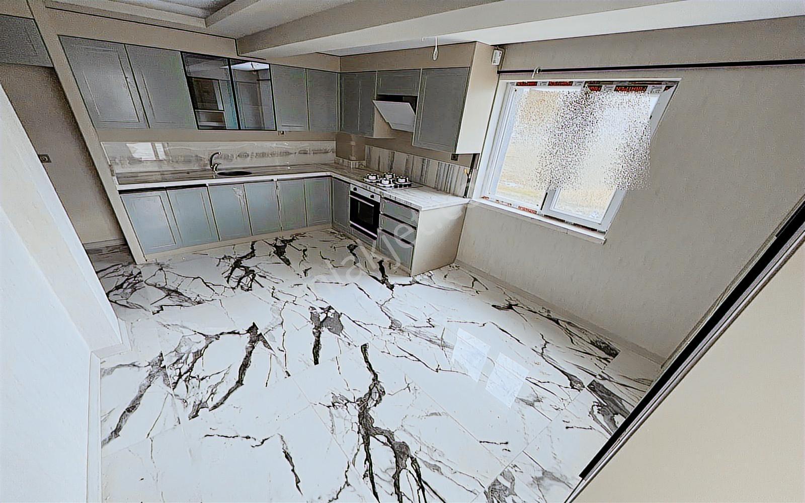 Yenikent Emlak'tan 3+1 Satılık 140 M2 Süper Ötesi Daire - Görsel 23