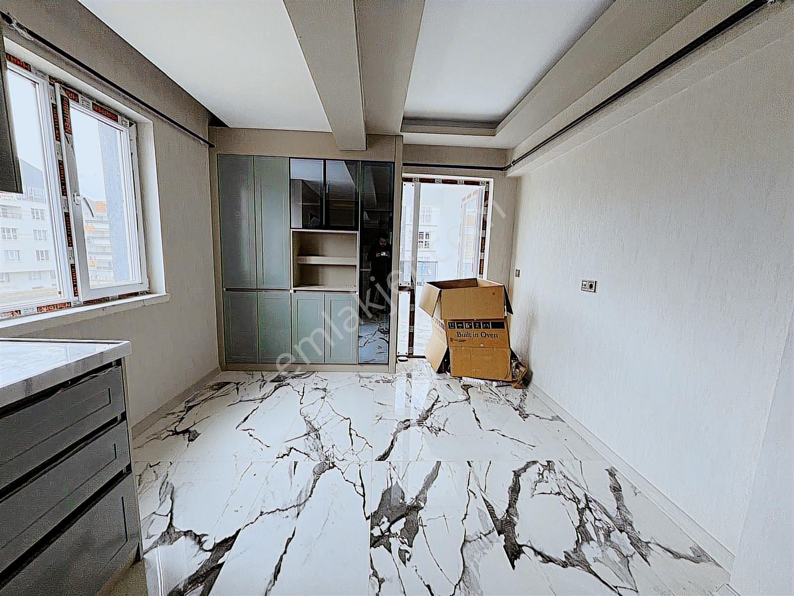Yenikent Emlak'tan 3+1 Satılık 140 M2 Süper Ötesi Daire - Görsel 11