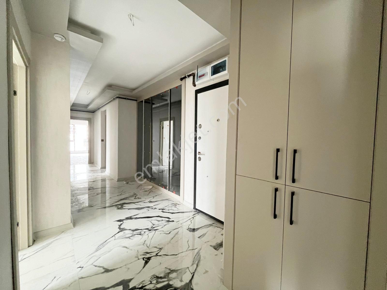 Yenikent Emlak'tan 3+1 Satılık 140 M2 Süper Ötesi Daire - Görsel 41
