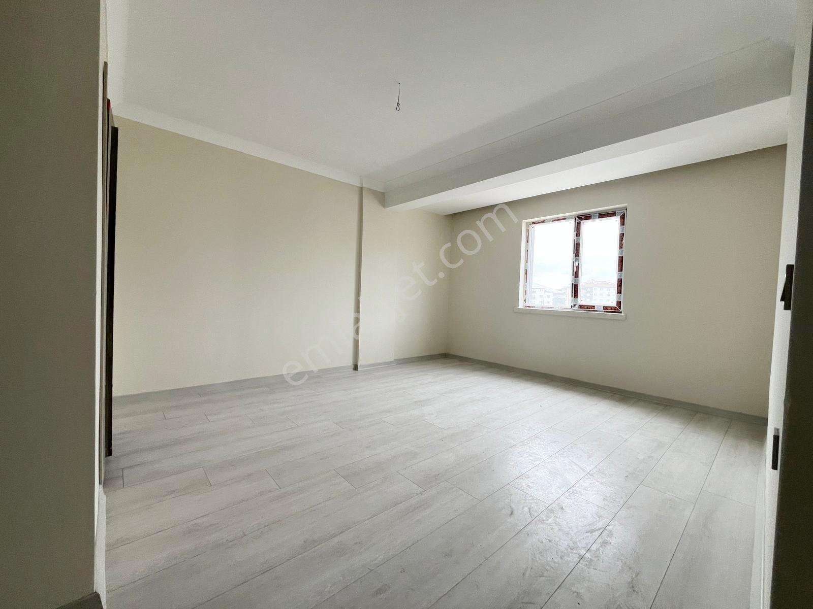 Yenikent Emlak'tan 3+1 Satılık 140 M2 Süper Ötesi Daire - Görsel 14