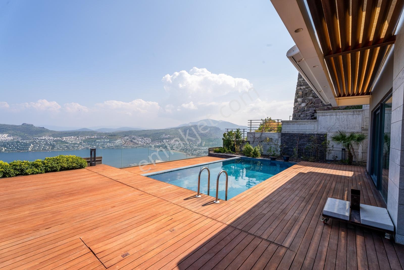 Bodrum Gündoğan'da Satılık Marka Projede Deniz Manzaralı Villa