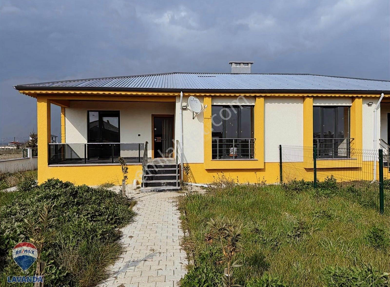 Remax Lavanda'dan Ahımehmette Satılık İkiz Ayrı Tapu Müstakil Ev - Görsel 17