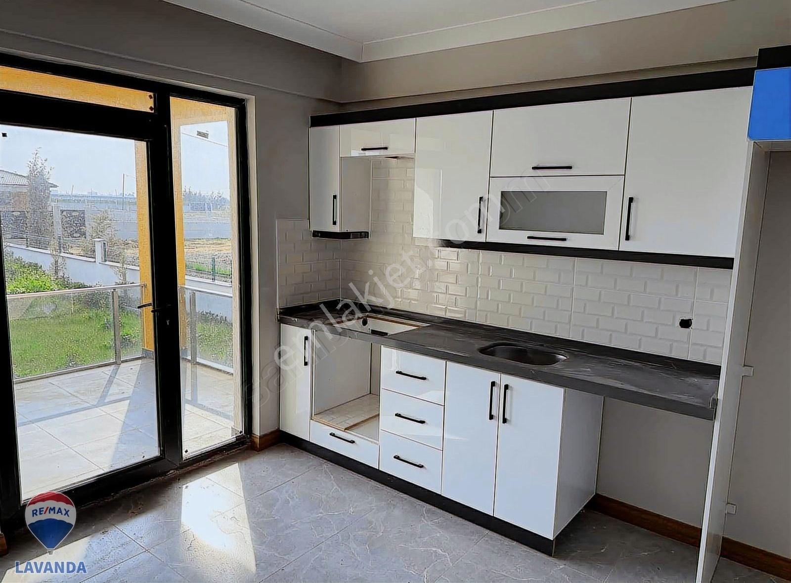Remax Lavanda'dan Ahımehmette Satılık İkiz Ayrı Tapu Müstakil Ev - Görsel 11