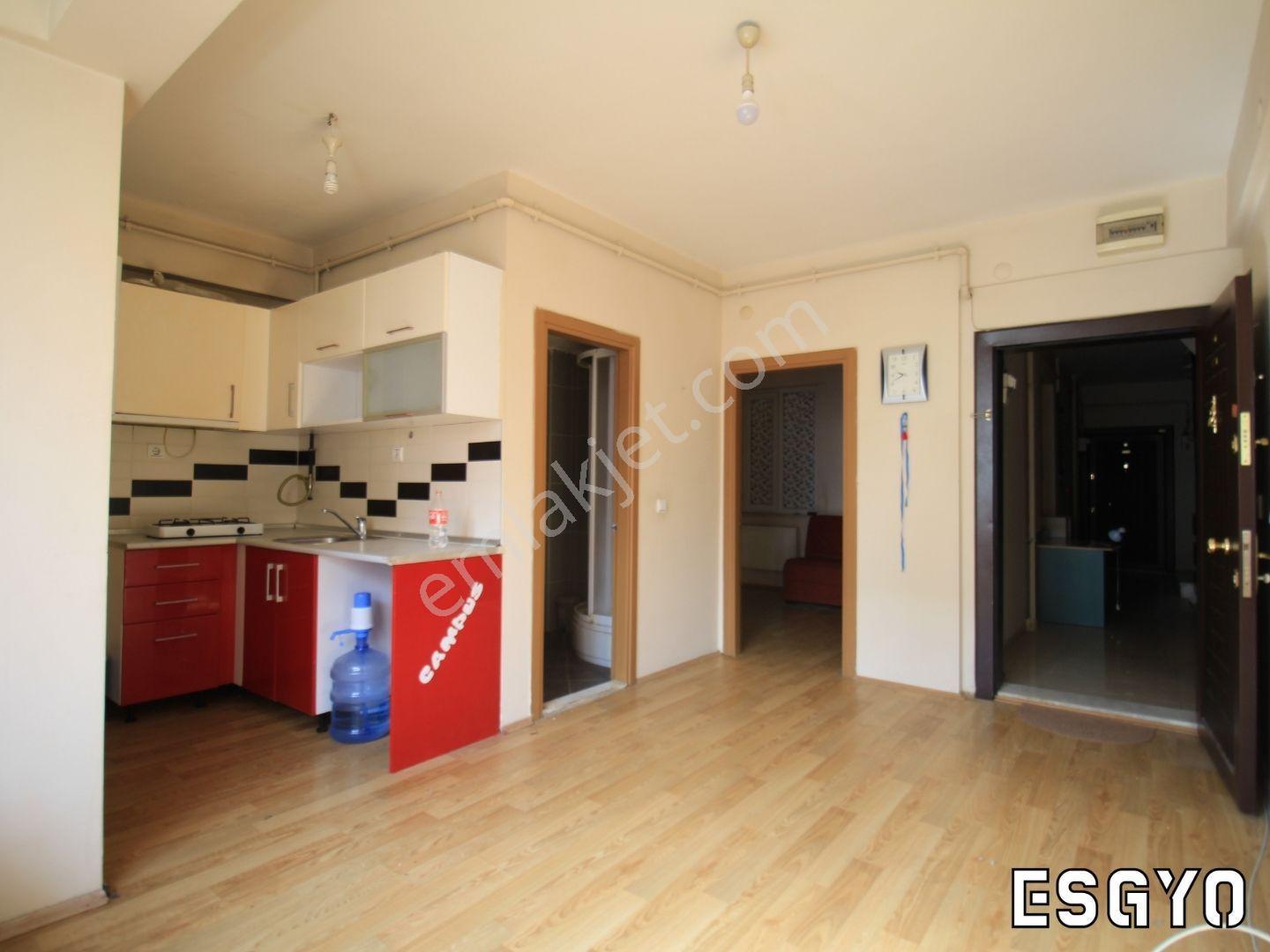 Esgyo'dan Seylap Cad Beraberlik Sk Ara Kat 1+1 Kiralık Daire - Görsel 4