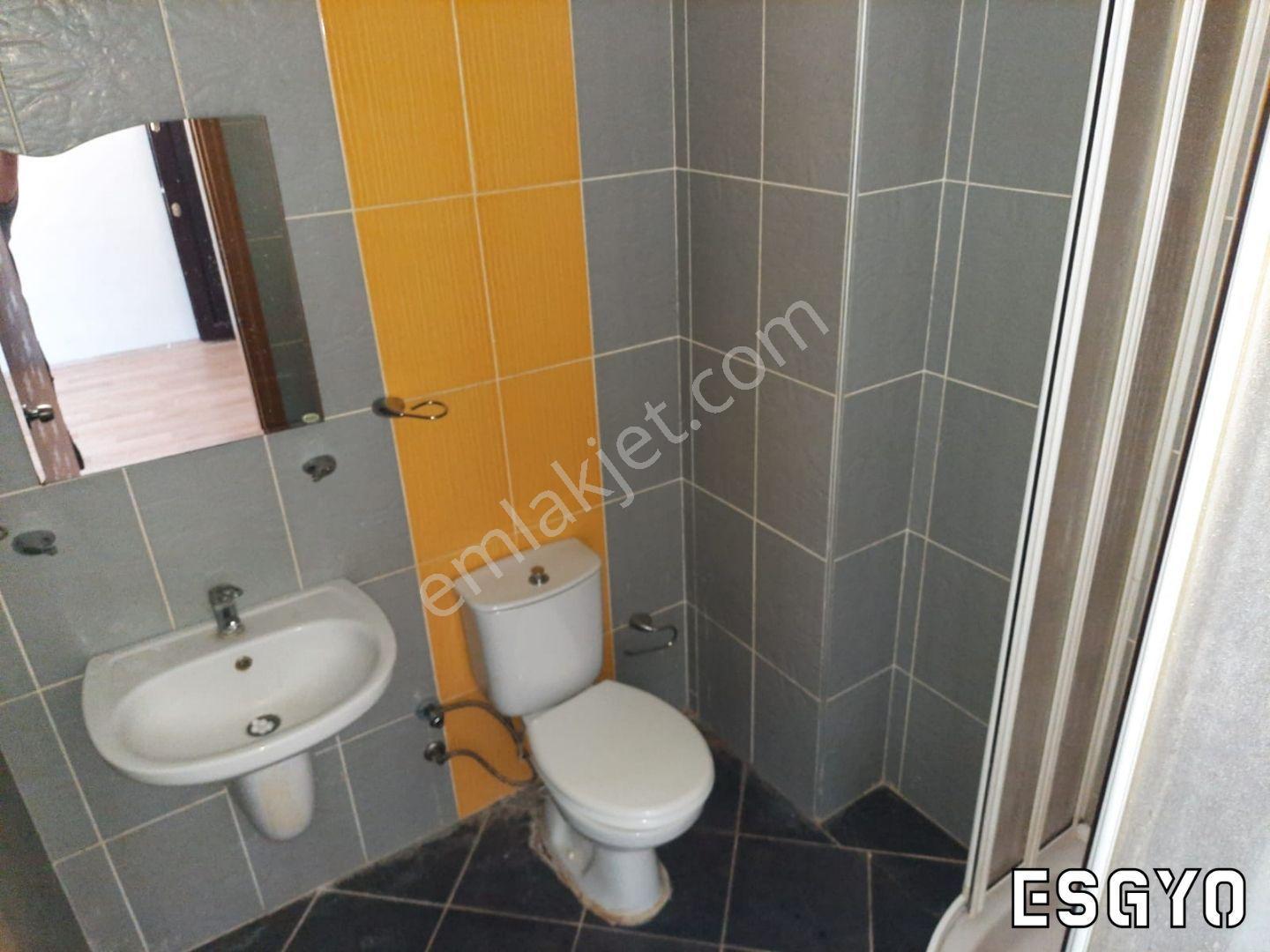 Esgyo'dan Seylap Cad Beraberlik Sk Ara Kat 1+1 Kiralık Daire - Görsel 11