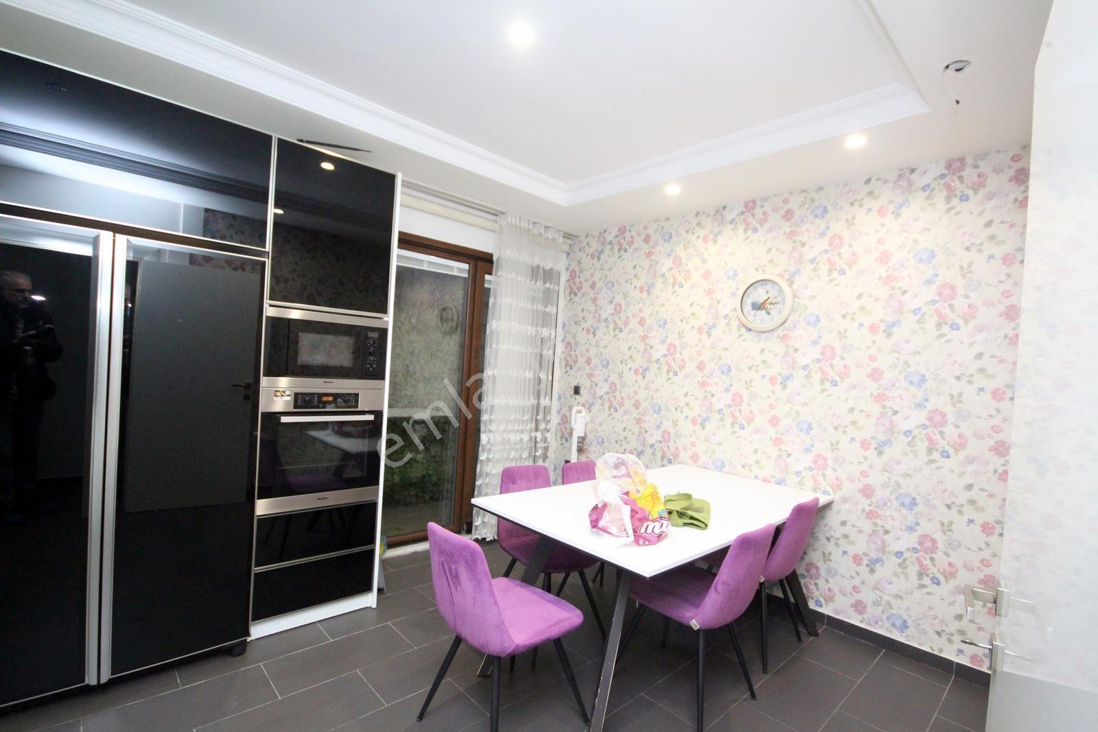 Kiralık 6+1 Tarabya Metroya Yakın Teras Bahçe Şık Klas Müstakil - Görsel 12