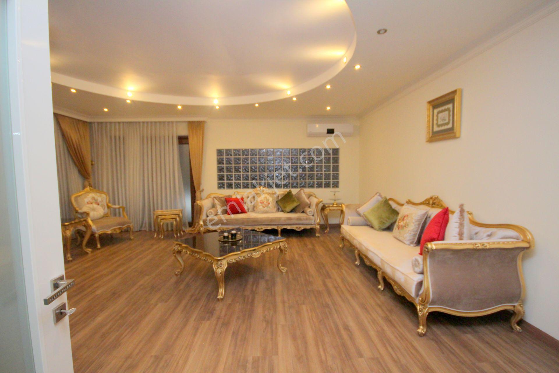 Kiralık 6+1 Tarabya Metroya Yakın Teras Bahçe Şık Klas Müstakil - Görsel 21