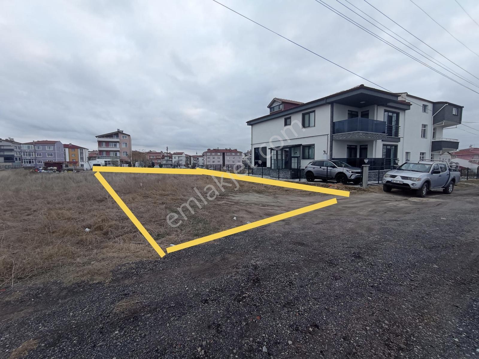 360 M2 4kat Konut ! İmarlı Kısmi Araç Takasına Uygun Satılıkarsa - Görsel 3