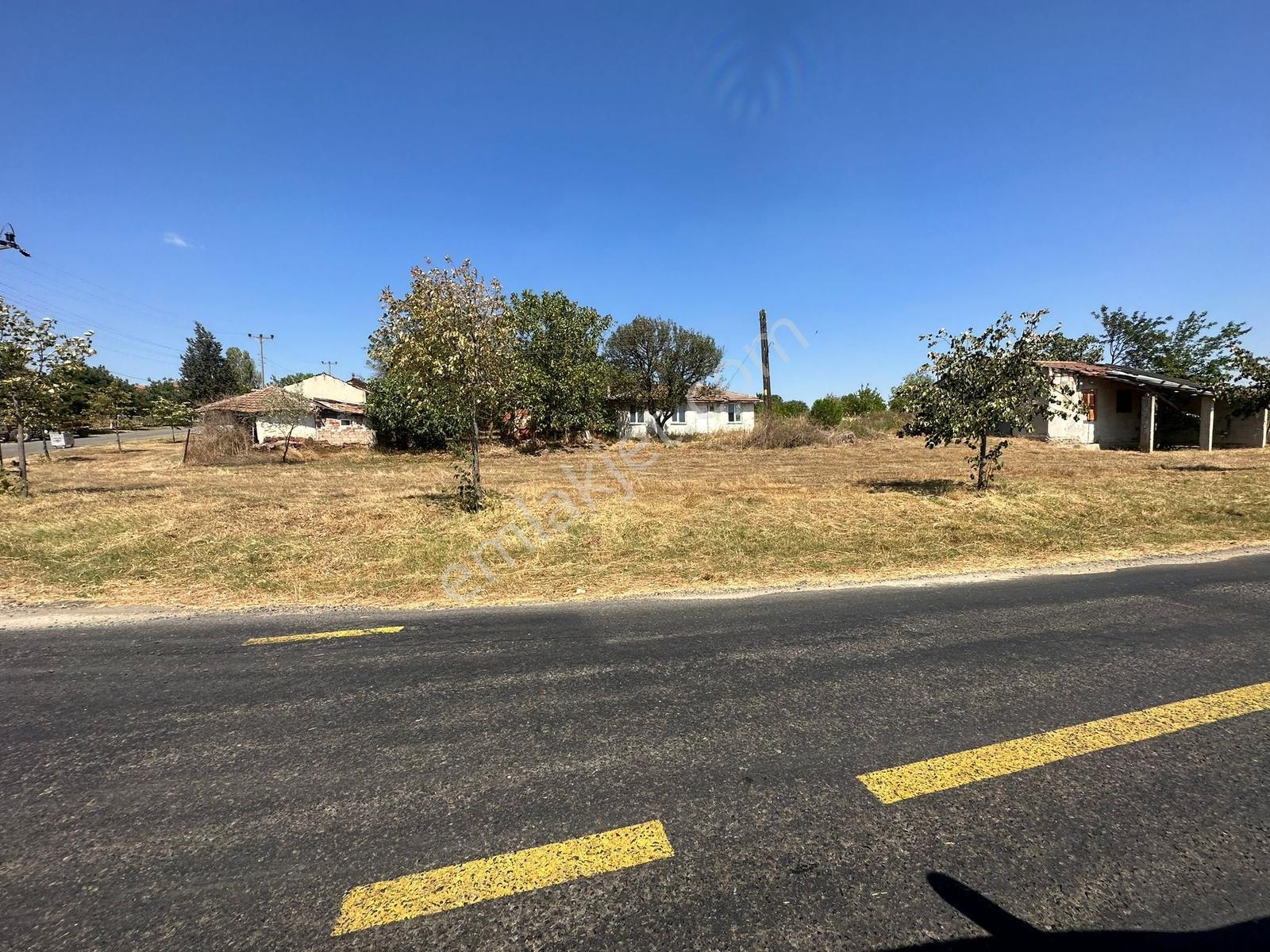 Çorlu Yenicede Resmi Yolu Olan Köye Cephe 950 M2 Kupon Yer - Görsel 26