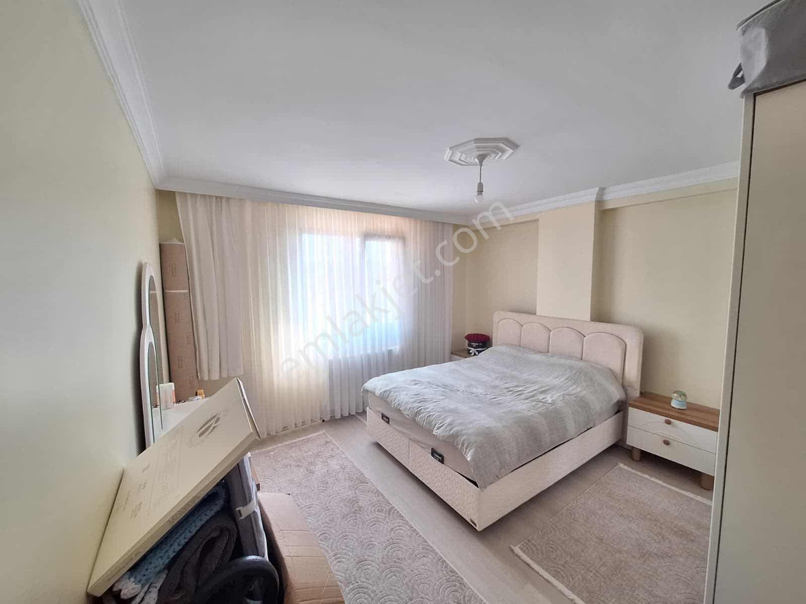Akşamsettin Mah. 2+1 90 M2 Ara Kat Masrafsız Temiz Ara Kat Daire - Görsel 3