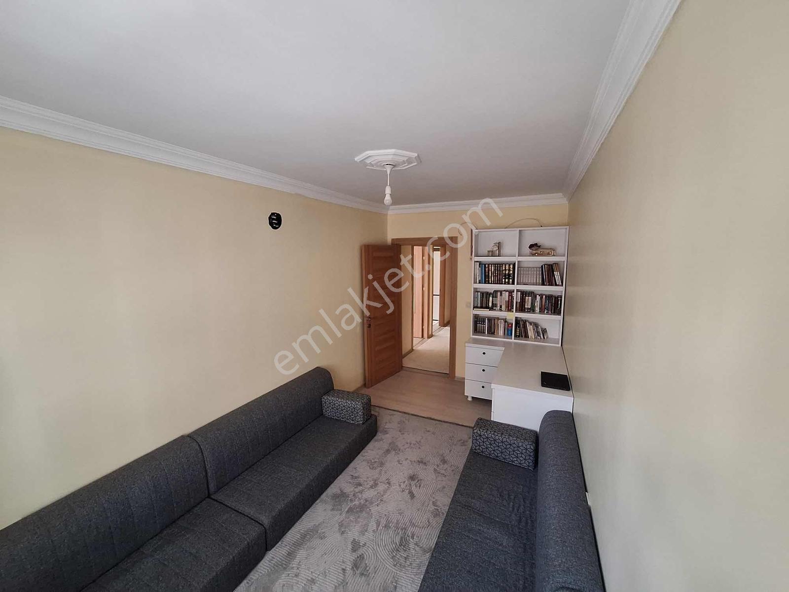 Akşamsettin Mah. 2+1 90 M2 Ara Kat Masrafsız Temiz Ara Kat Daire - Görsel 5