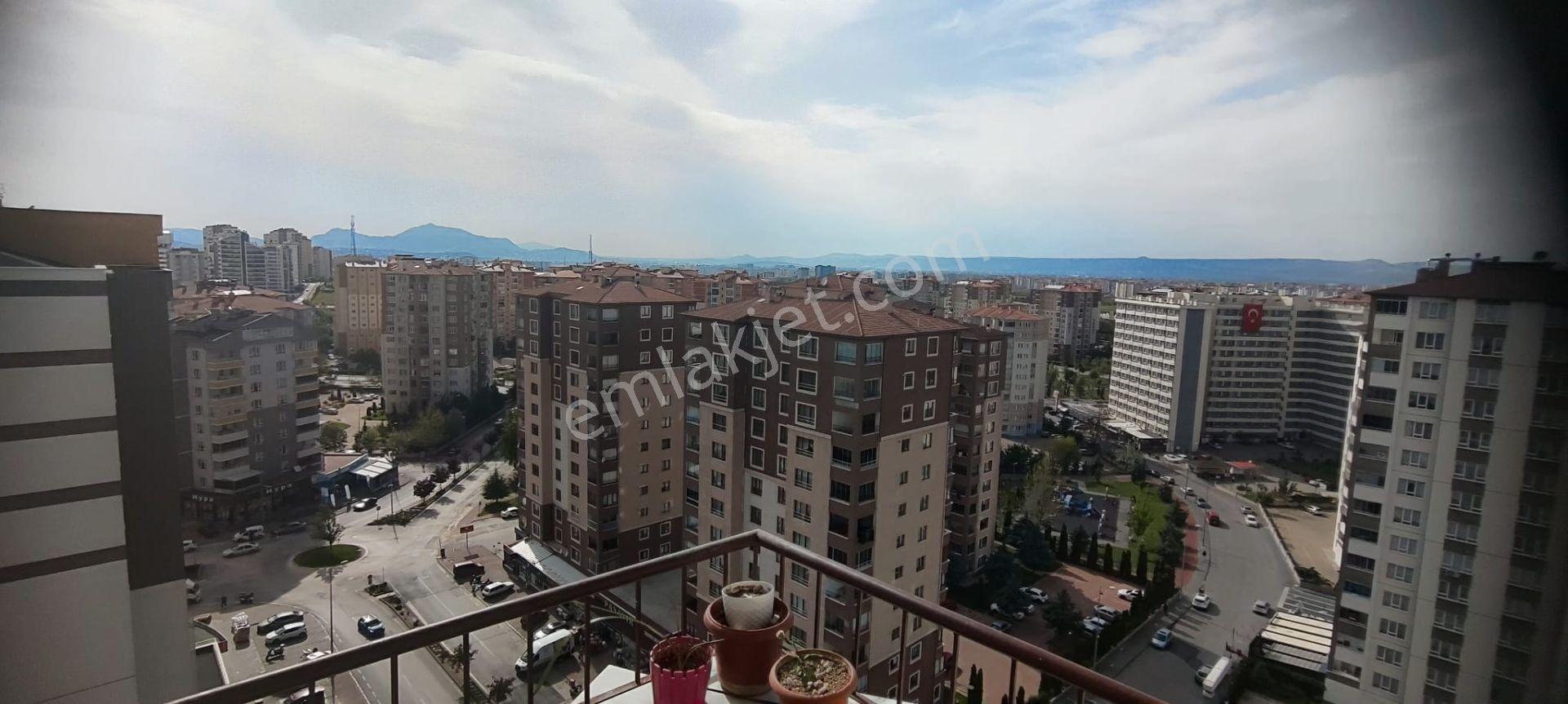Cadde Üstü Manzaralı 4+1 Park, Basket Sahası Olan Teraslı Dubleks - Görsel 5