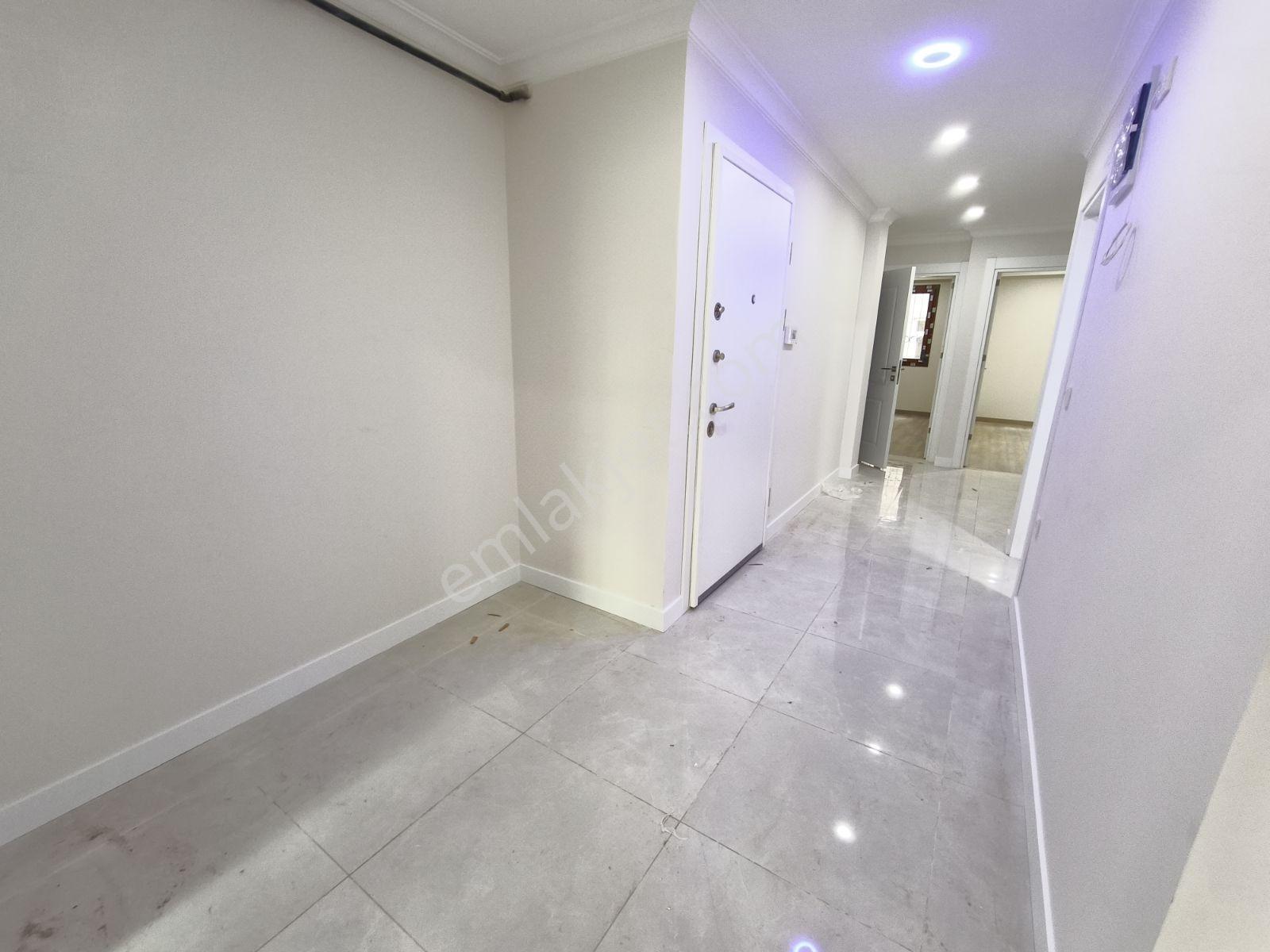 Apartment in İstanbul, Çınar - Görünüm 3
